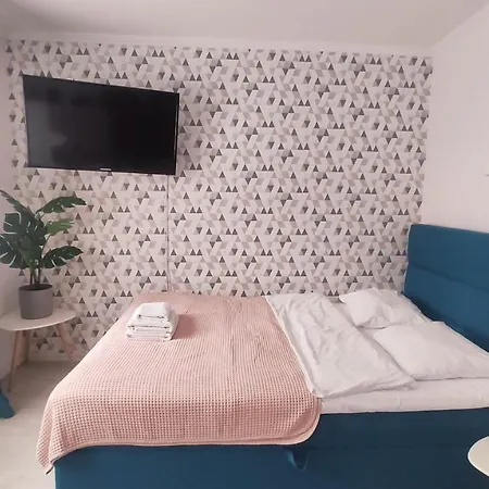 Na Szaniec 17 By Homeprime アパート クラクフ